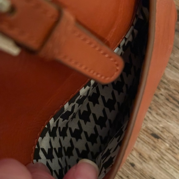 Hobo V6804 Womens Cognac Angelica Leather Handbag EUC - Picture 6 of 10